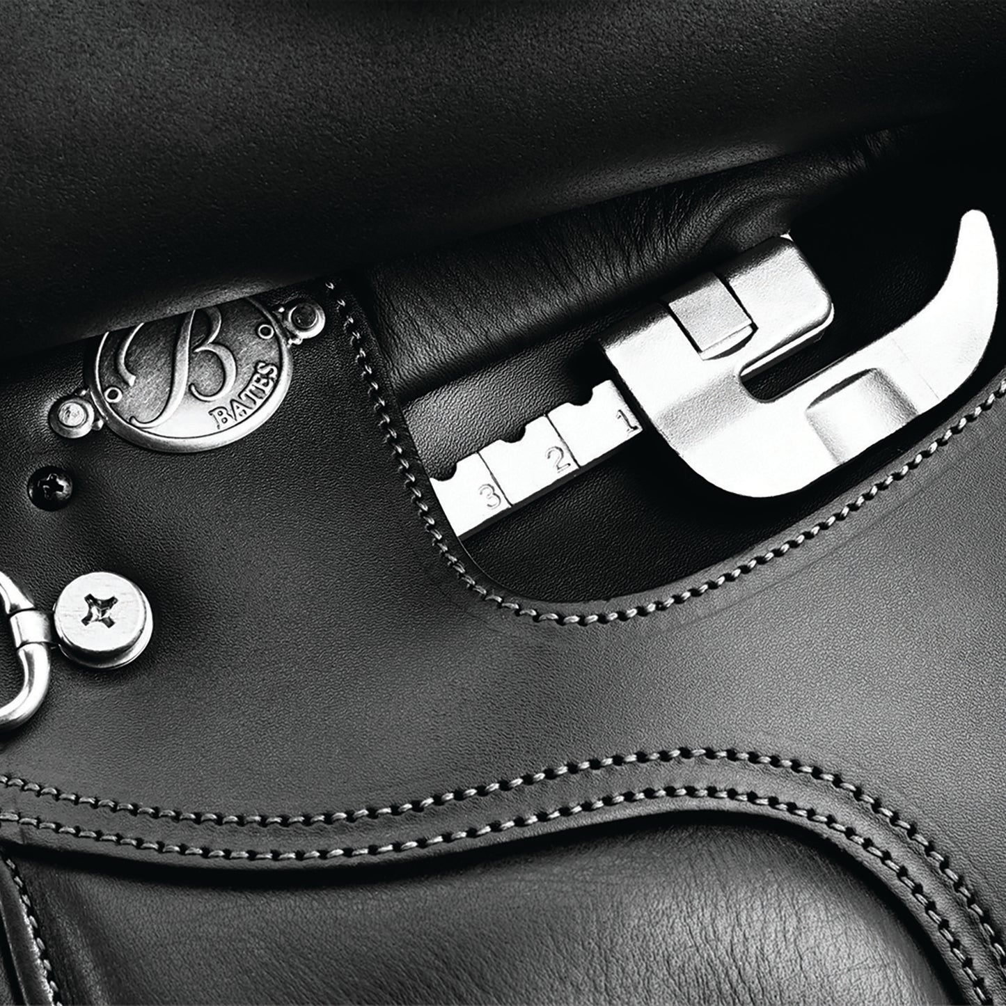 Bates Dressage, myös Wide ja Pony