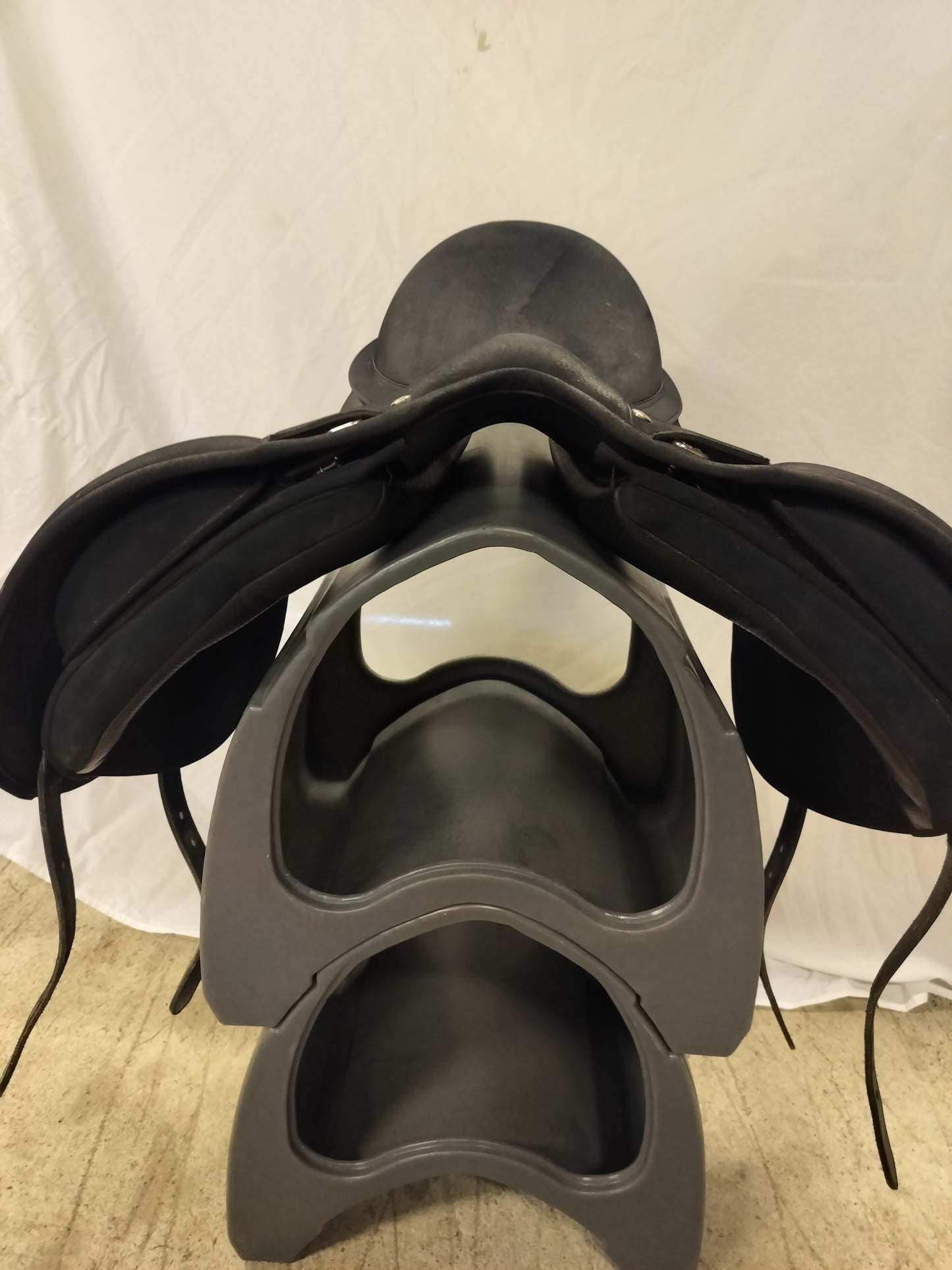 Wintec Pro Dressage Wide 16,5"