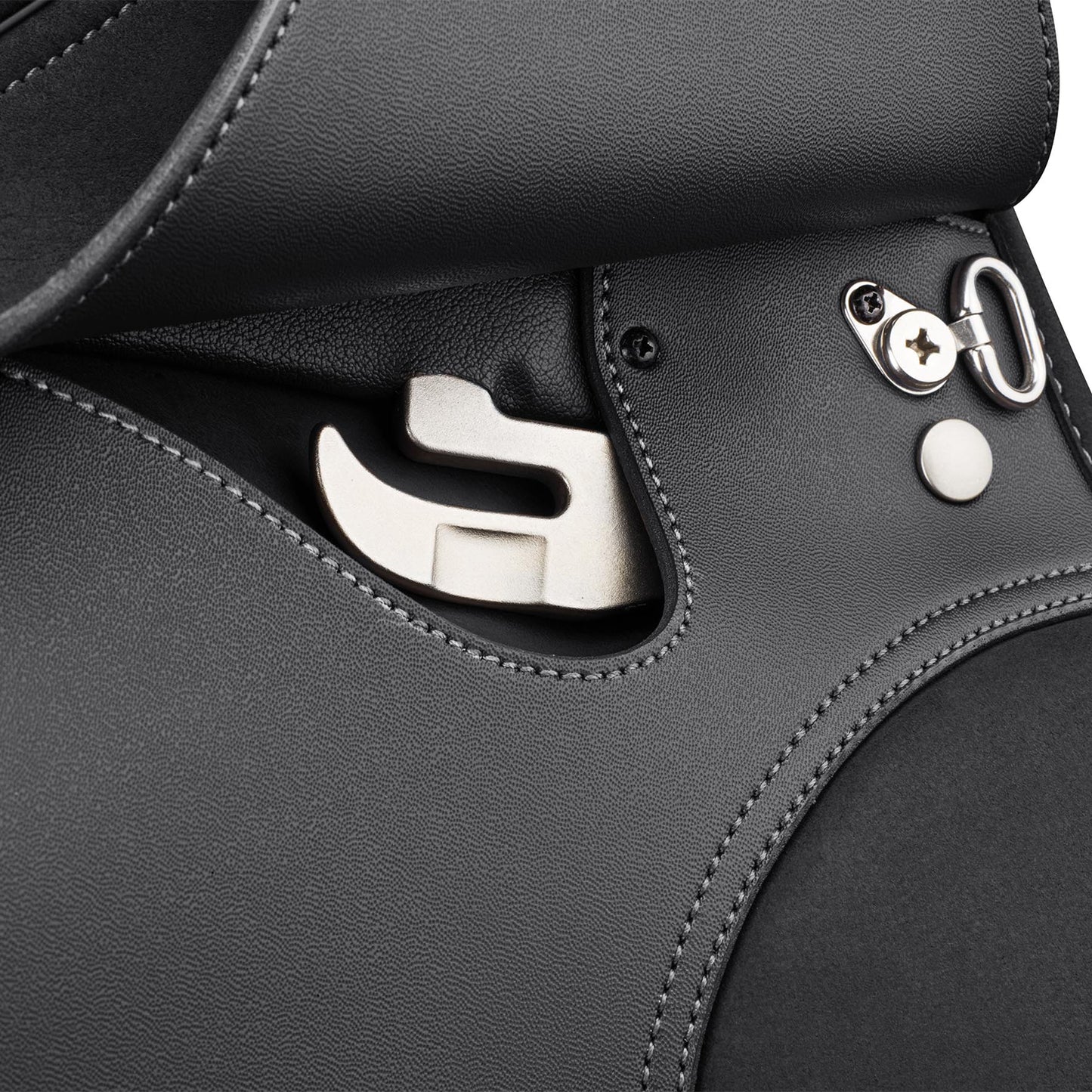 Wintec Pro Jump ja Close Contact, myös Pony