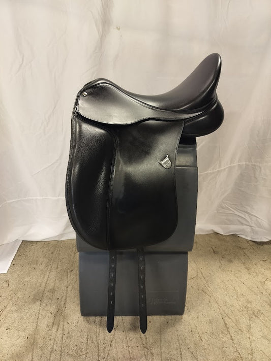 Bates Dressage 17,0"