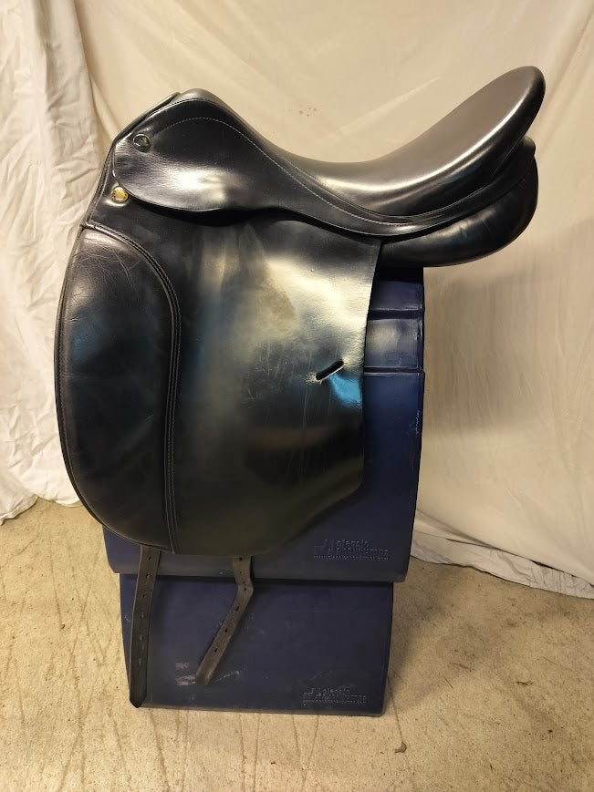 Prestige Hippos Dressage 17" 34 (merkitty 36)