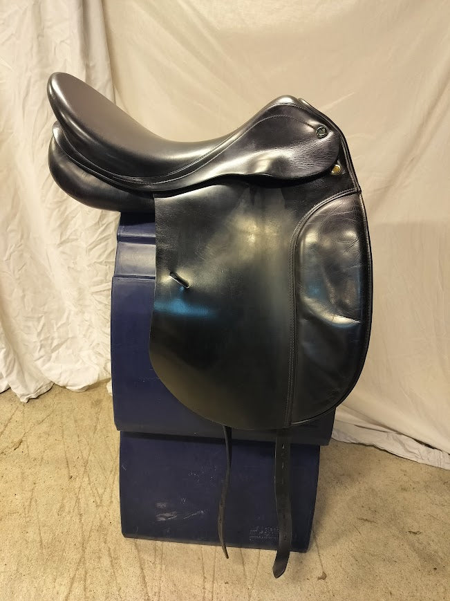 Prestige Hippos Dressage 17" 34 (merkitty 36)