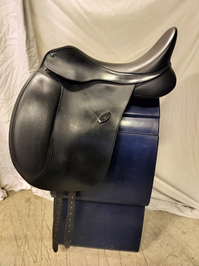 Arena Dressage 17,5"