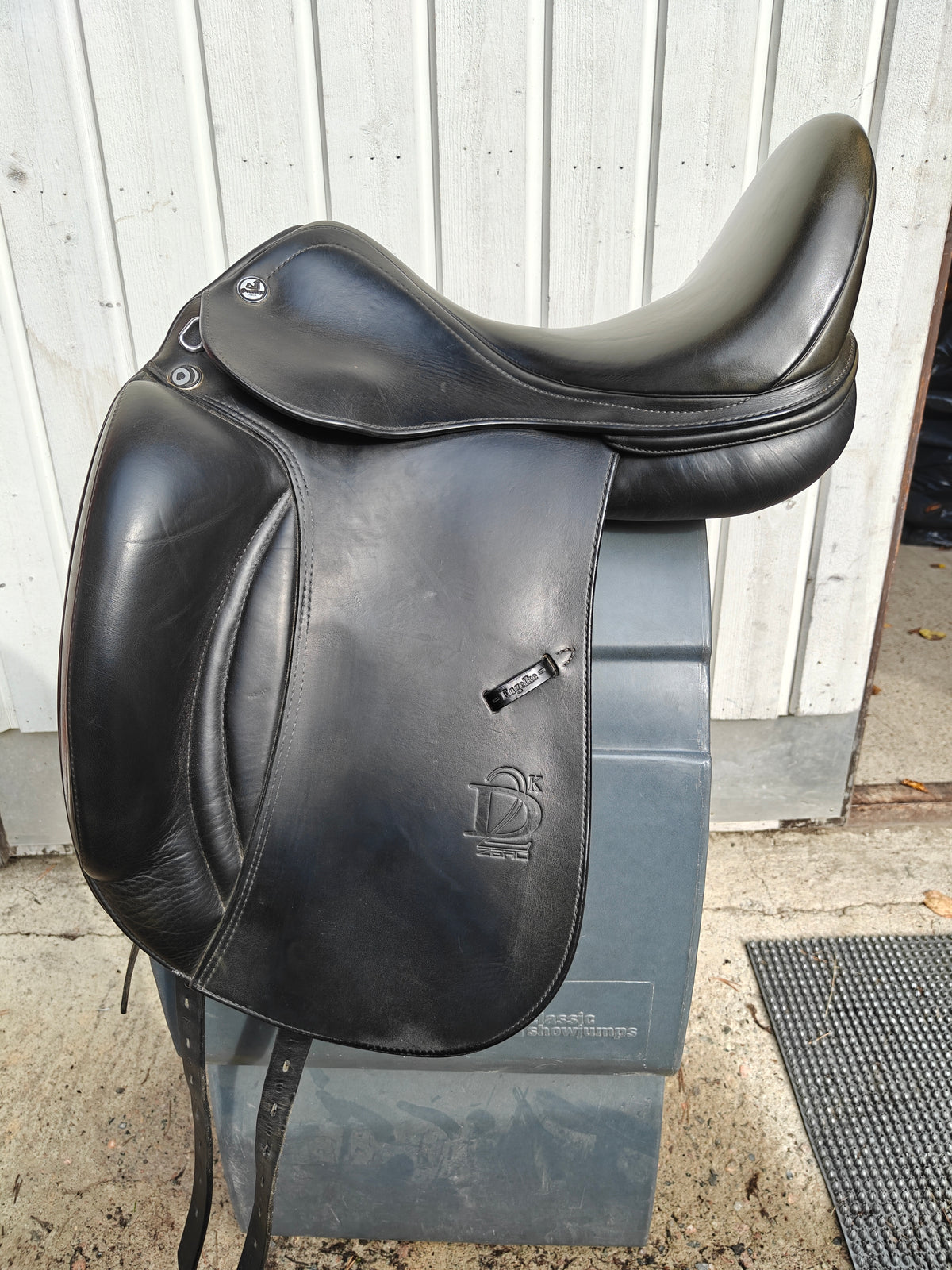Prestige D2 16" 33