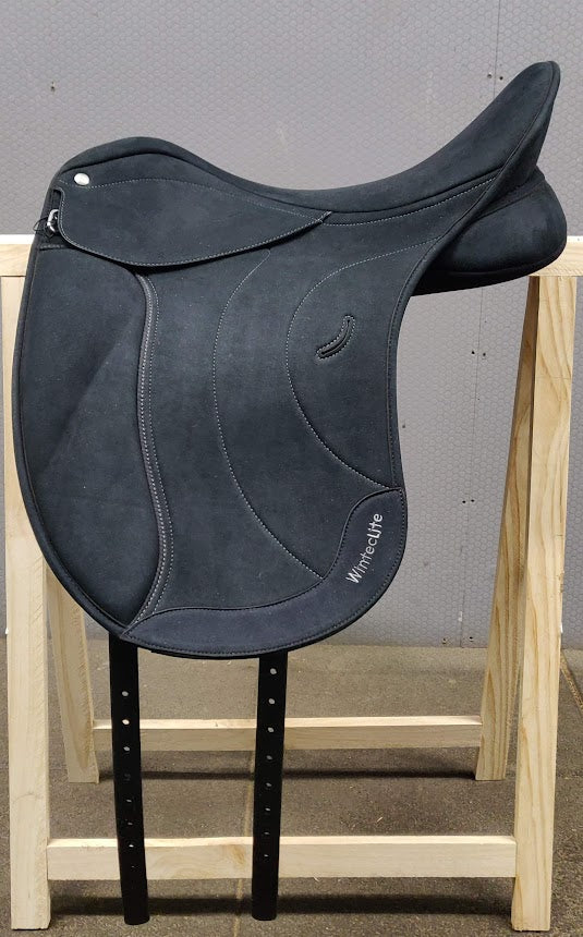 WintecLite Dressage D’Lux 18,0"