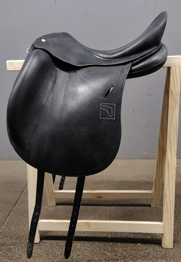 Childeric DHE 17,0"