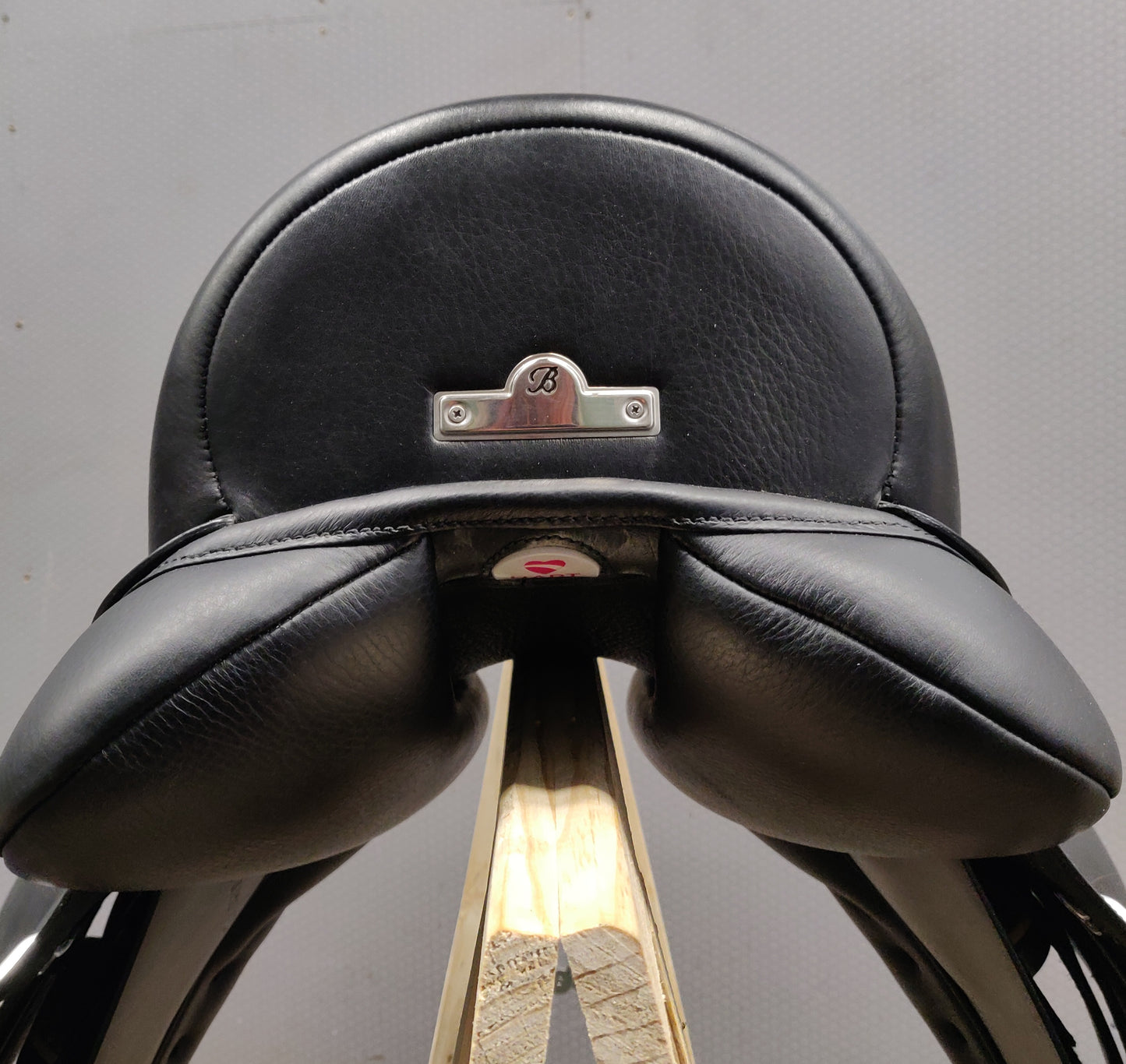 Bates Dressage 17,0"